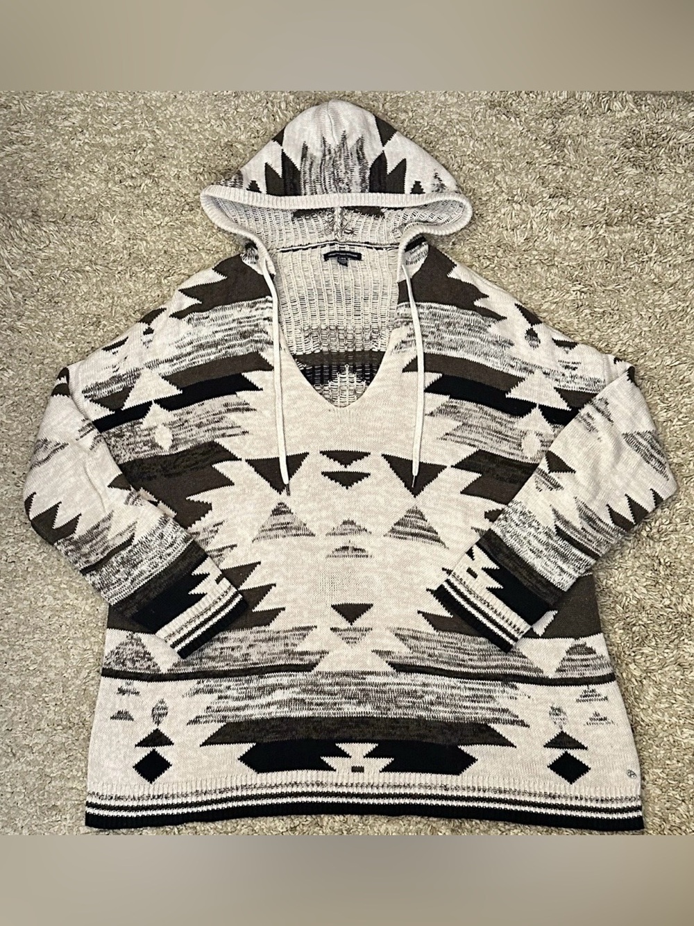 American Eagle Women’s L Black/Gray/White Geometric Variegated Pullover Hoodie